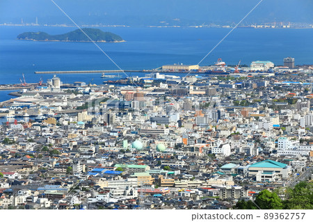 [Ehime Prefecture] View of Imabari city center under sunny weather 89362757