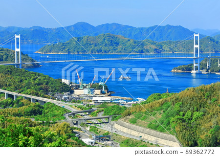 [愛媛縣]晴空下的來島海峽大橋（島波海道） 89362772