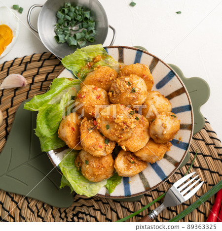 Jinsha Huazhiwan Jinsha Huazhiwan salted egg salted egg yolk cuttlefish ball イカボール 89363325