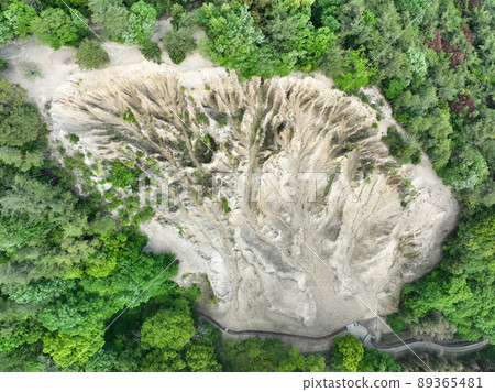 Awa City, Tokushima Prefecture Awa's Earth Column 89365481