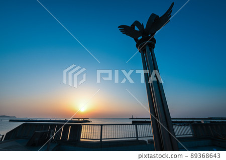 清晨的熱海海灘 89368643