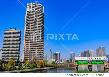 Cityscape of Toyosu, Koto-ku, Tokyo Canal Wharf Towers and Toyosu Water Gate 89370648