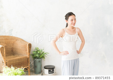 Female portrait beauty system 89371455