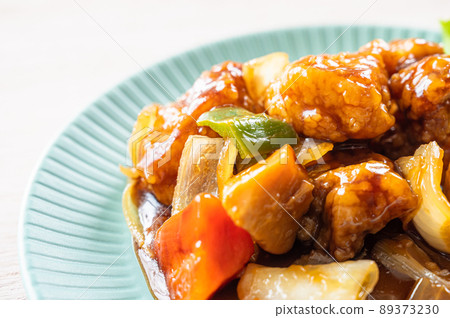 Chinese food and sweet soup 89373230