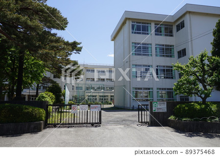 April Sagamihara 403 Yaei Junior High School Building April Sagamihara 403 Yaei Junior High School Building 89375468