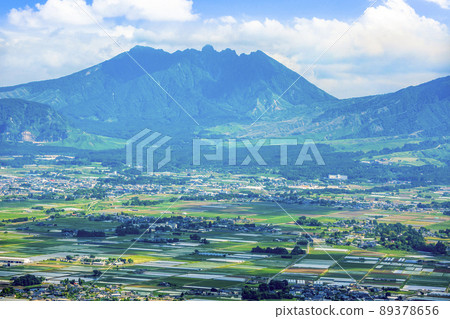 大觀峰和阿蘇山 大觀峰和阿蘇山 89378656
