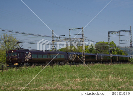 Sightseeing limited express "Ayoyoshi" 89381929