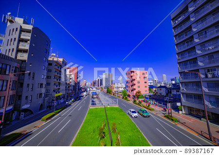 Transportation on Yamate-dori between Mejiro, Shiinamachi and Ikebukuro [Transportation image] 89387167