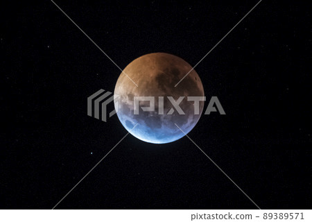 Blood moon, eclipse seen from, La Pampa,January 21, 2019 Argentina Blood moon, eclipse seen from, La Pampa,January 21, 2019 Argentina 89389571