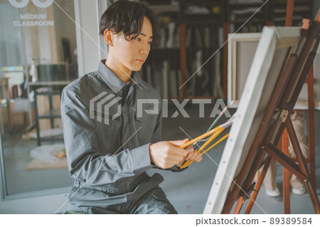 藝術學校預備學校 89389584