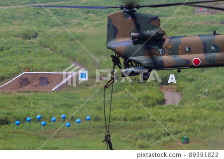 Transport helicopter CH-47J 89391822