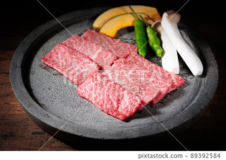 Yakiniku image Yakiniku image 89392584