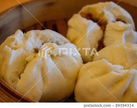 Close up shot of steamed Cha siu bao 89394314