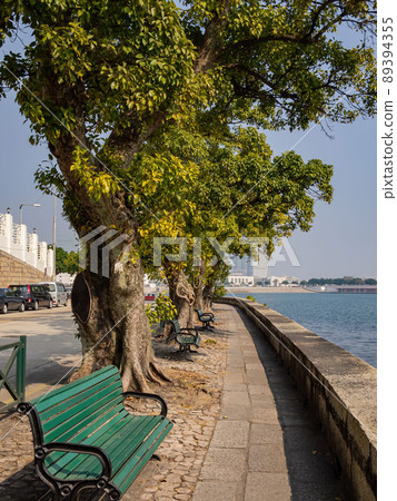 Sunny view of the Sai Van lake cityscape Sunny view of the Sai Van lake cityscape 89394355