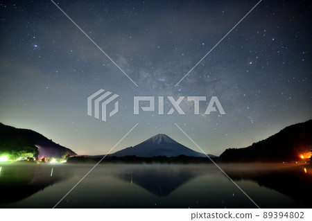 銀河與富士山<正治湖> 銀河與富士山<正治湖> 89394802