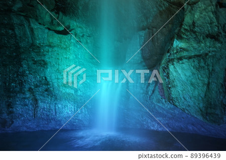 Mysterious scenery Rokando Cave 89396439