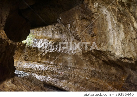 Mysterious scenery Rokando Cave 89396440