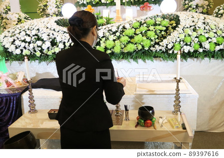 Ceremony lady preparing for the opening ceremony Ceremony lady preparing for the opening ceremony 89397616