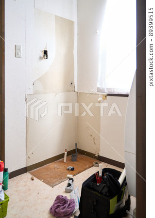 Replacing the washbasin Replacing the washbasin 89399515
