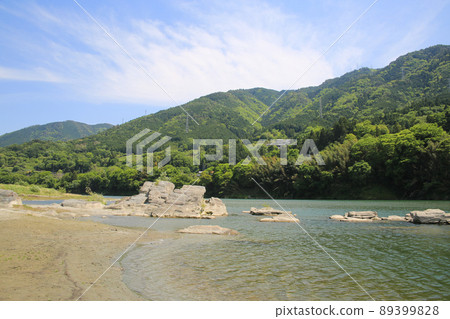 德島縣東見吉町箕田之淵 德島縣東見吉町箕田之淵 89399828