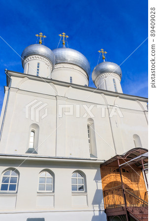 Nikitsky cathedral of Nikitsky Monastery in Pereslavl-Zalessky, Russia. Golden ring of Russia Nikitsky cathedral of Nikitsky Monastery in Pereslavl-Zalessky, Russia. Golden ring of Russia 89409028