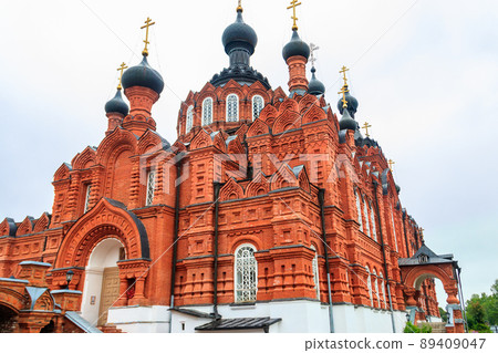 Shamordino Convent (Convent of St. Ambrose and Our Lady of Kazan) is a stauropegial Russian Orthodox convent in village of Shamordino, Kaluga Oblast, Russia 89409047