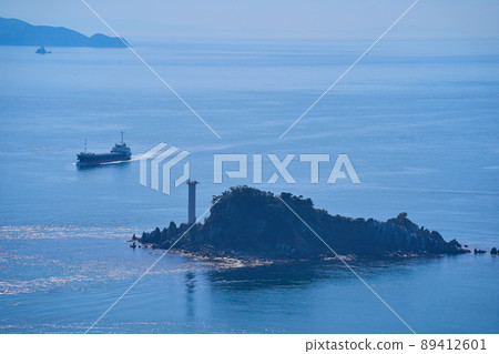 從鳴門山展望台眺望鳴門海峽和飛島 89412601