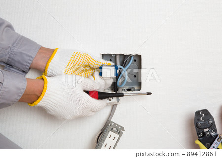 LAN outlet construction Wired LAN wiring construction LAN outlet construction Wired LAN wiring construction 89412861