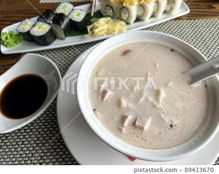 Business lunch soup with rolls Business lunch soup with rolls 89413670