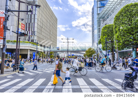 東京二子玉川十字路口世田谷市街景 89415604