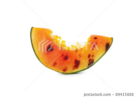 Tasty grilled papaya isolated on white background. 89415888