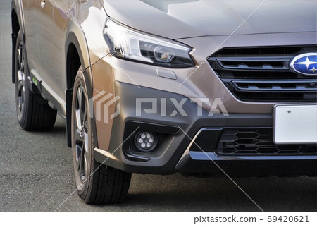 Car image 6th generation Subaru Legacy Outback front mask 89420621