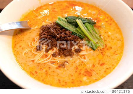 Delicious dandan noodles Delicious dandan noodles 89421376