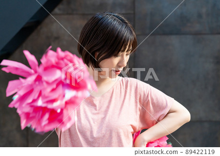 練習啦啦隊的女人 練習啦啦隊的女人 89422119