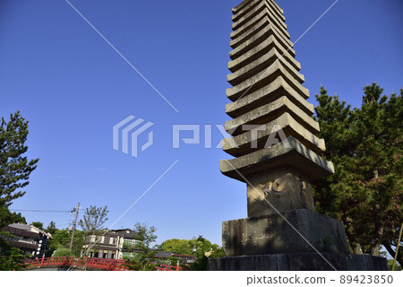 Ukishima Jumie Stone Pagoda Tokisenbashi Uji 89423850