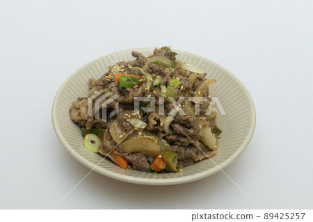 Bulgogi cuisine Bulgogi cuisine 89425257