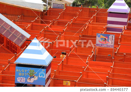 郊區旅遊設施/巨大的迷宮 郊區旅遊設施/巨大的迷宮 89440377