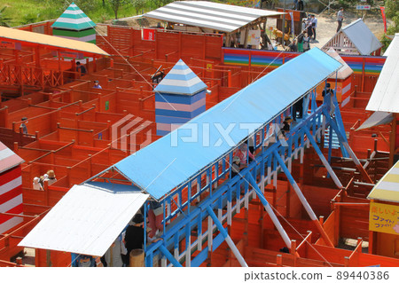 郊區旅遊設施/巨大的迷宮 郊區旅遊設施/巨大的迷宮 89440386