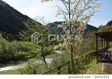 Road Station Hida Takane Kobo 89442893