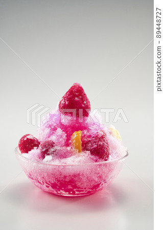 Sweet and cold strawberry shaved ice Sweet and cold strawberry shaved ice 89448727