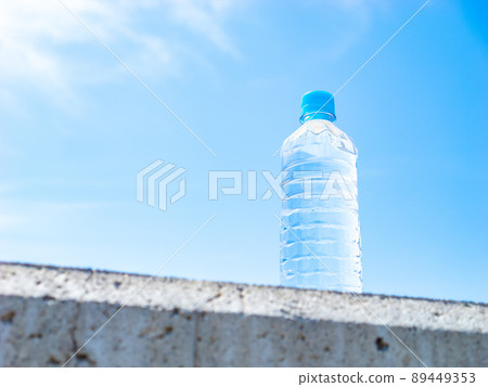 PET bottle containing mineral water for hydration 89449353