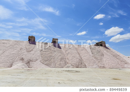 Extraction of raw material salt, from an open pit mine, La Pampa, Extraction of raw material salt, from an open pit mine, La Pampa, 89449839