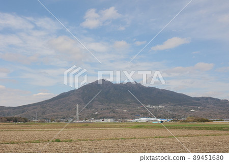 Mt. Tsukuba scenery in spring 89451680
