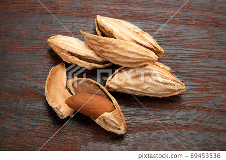 Kyrgyz wild shelled almonds Kyrgyz wild shelled almonds 89453536