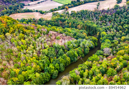 Aerial view of the Viaur river in Aveyron - Occitanie, France Aerial view of the Viaur river in Aveyron - Occitanie, France 89454962