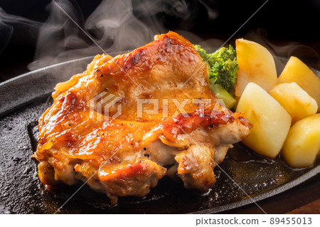 Chicken garlic steak Chicken garlic steak 89455013