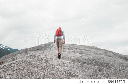 In hike 89455725