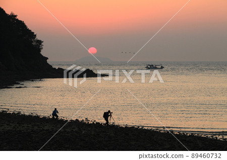 在索爾坦島的日落 89460732