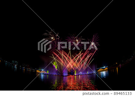 Beautiful fireworks in the night sky. Beautiful fireworks in the night sky. 89465133