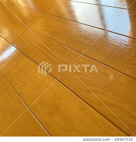 Year-end cleaning flooring wax Year-end cleaning flooring wax 89467538